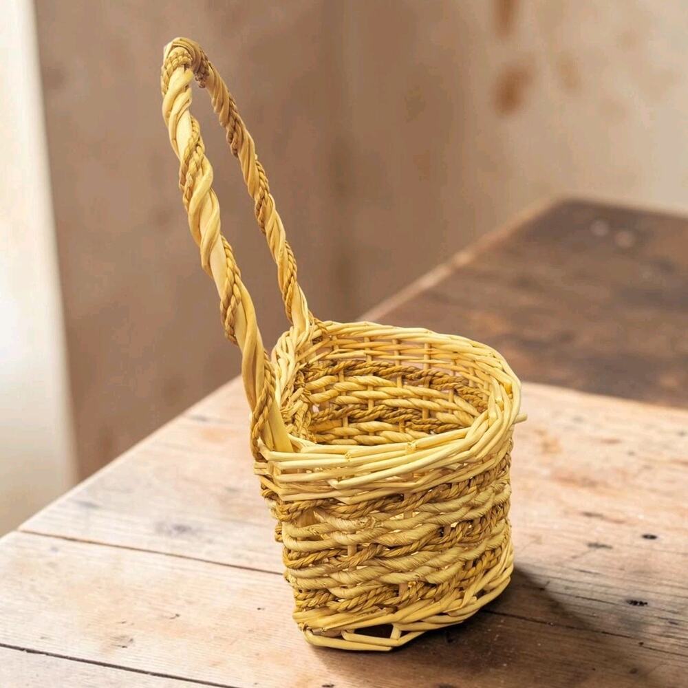 Vintage Wicker Seagrass Wall Pocket Basket Flat Back Hanging Door Planter 10"